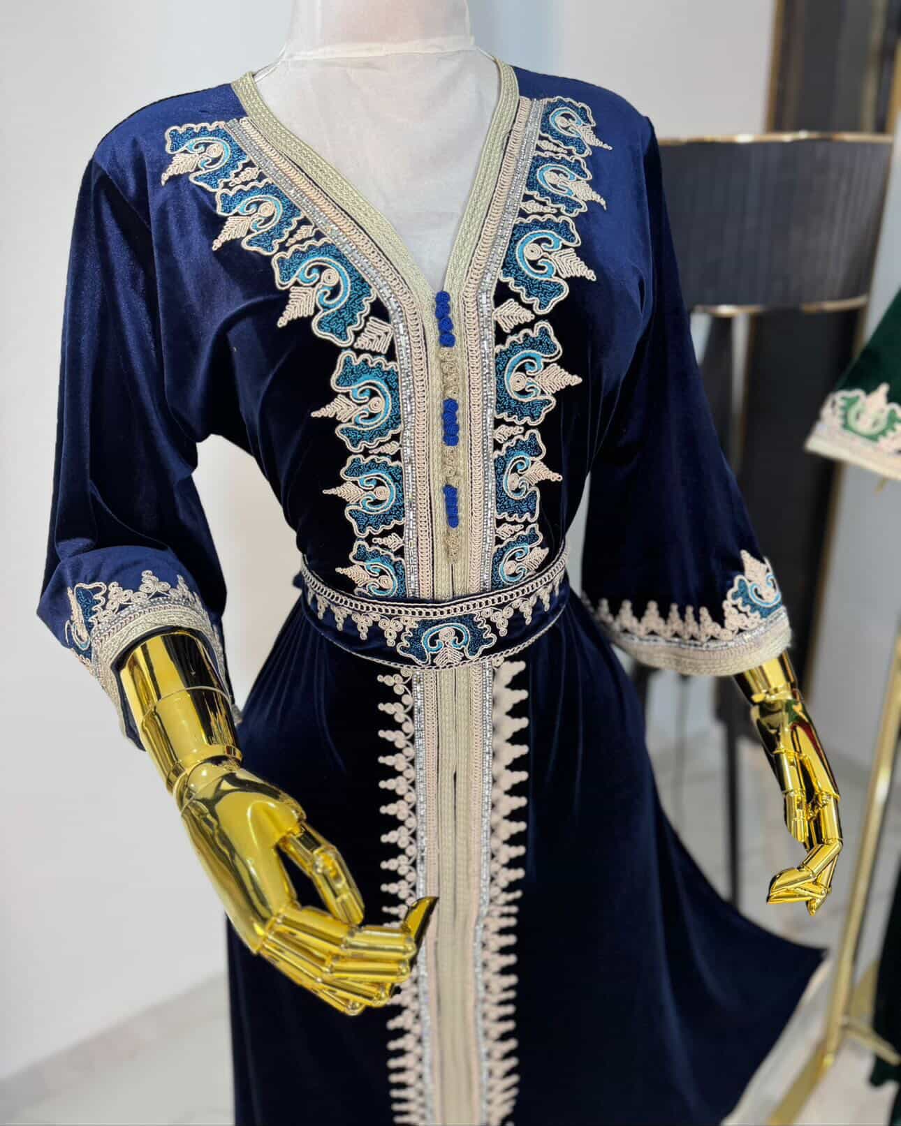 قفطان مغربي مطرز - صورة 5