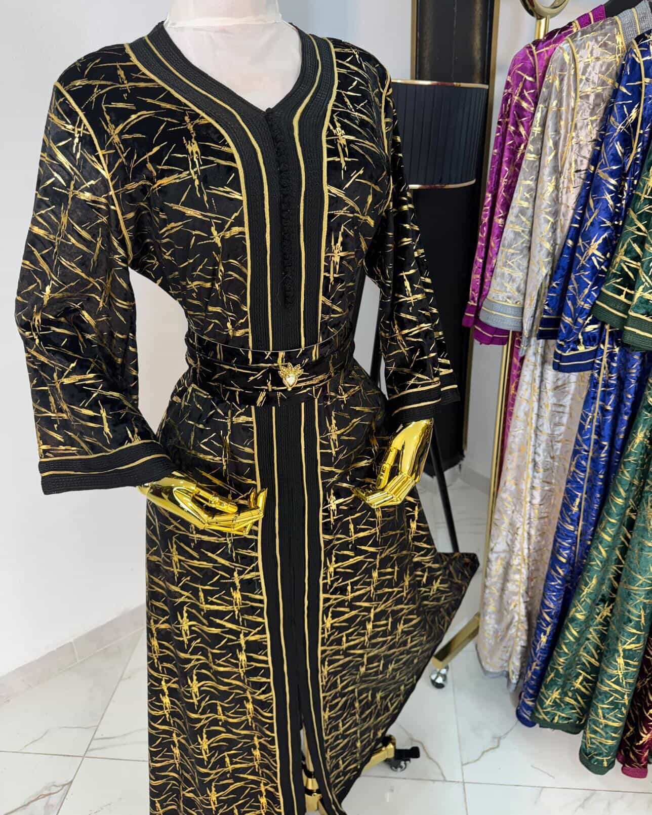 قفطان بروكار بحزام