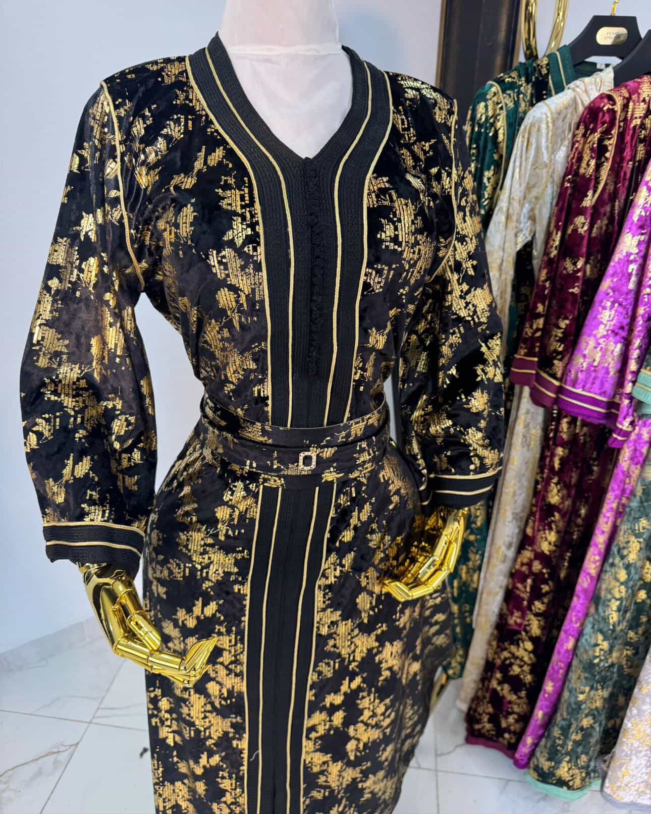 قفطان بروكار بحزام - صورة 9