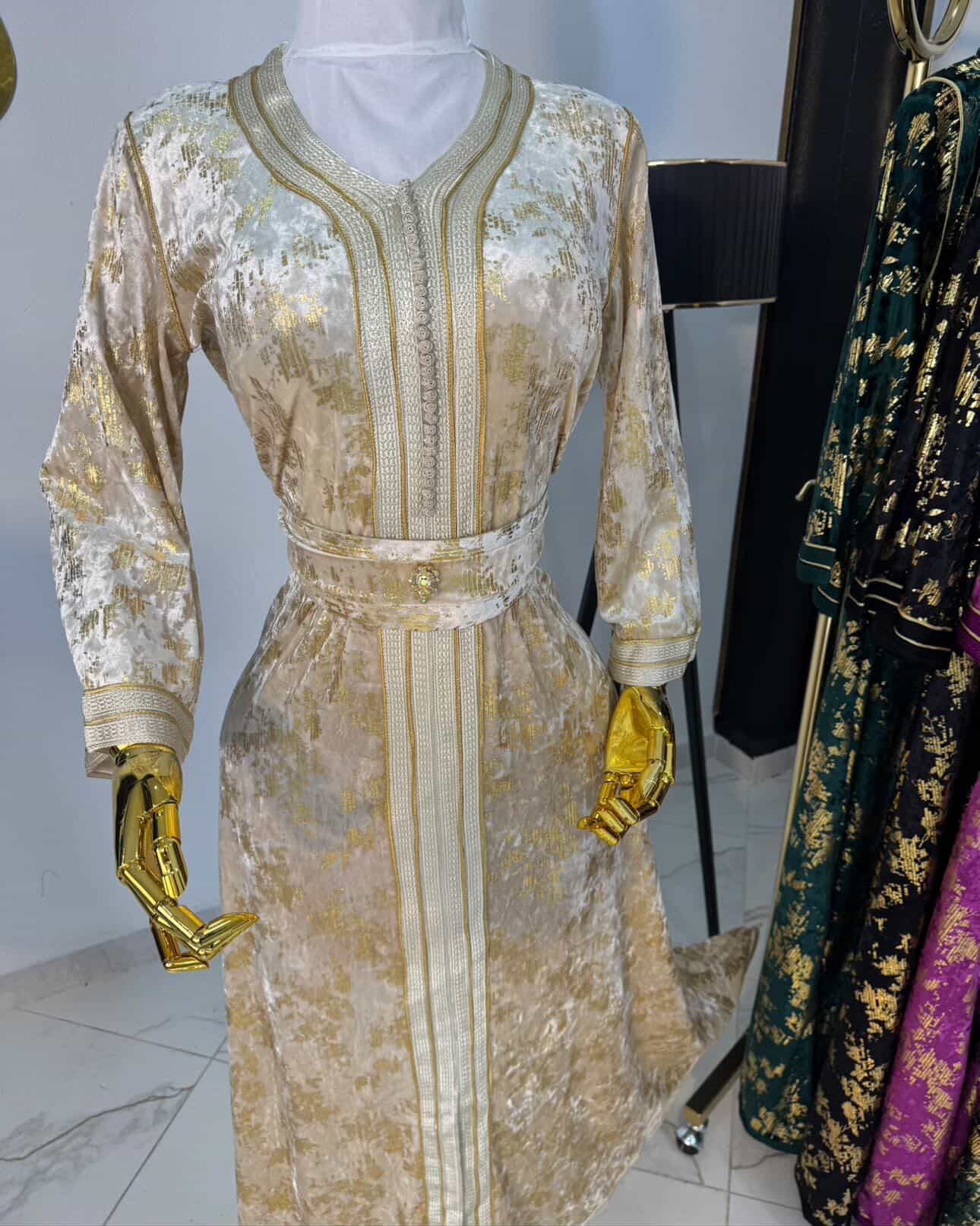 قفطان بروكار بحزام - صورة 12